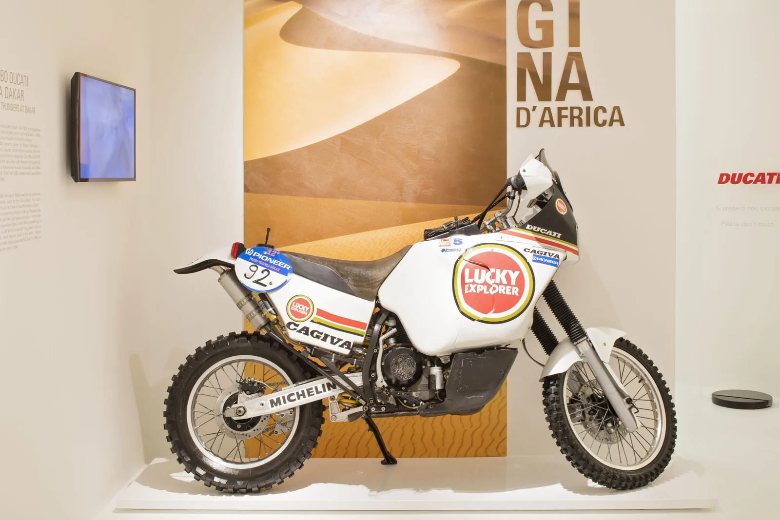 Moto da rally esposta nel Museo Ducati